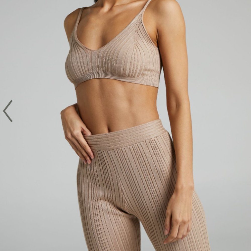 NWT Showpo Two Piece Knit Set, Size US 6